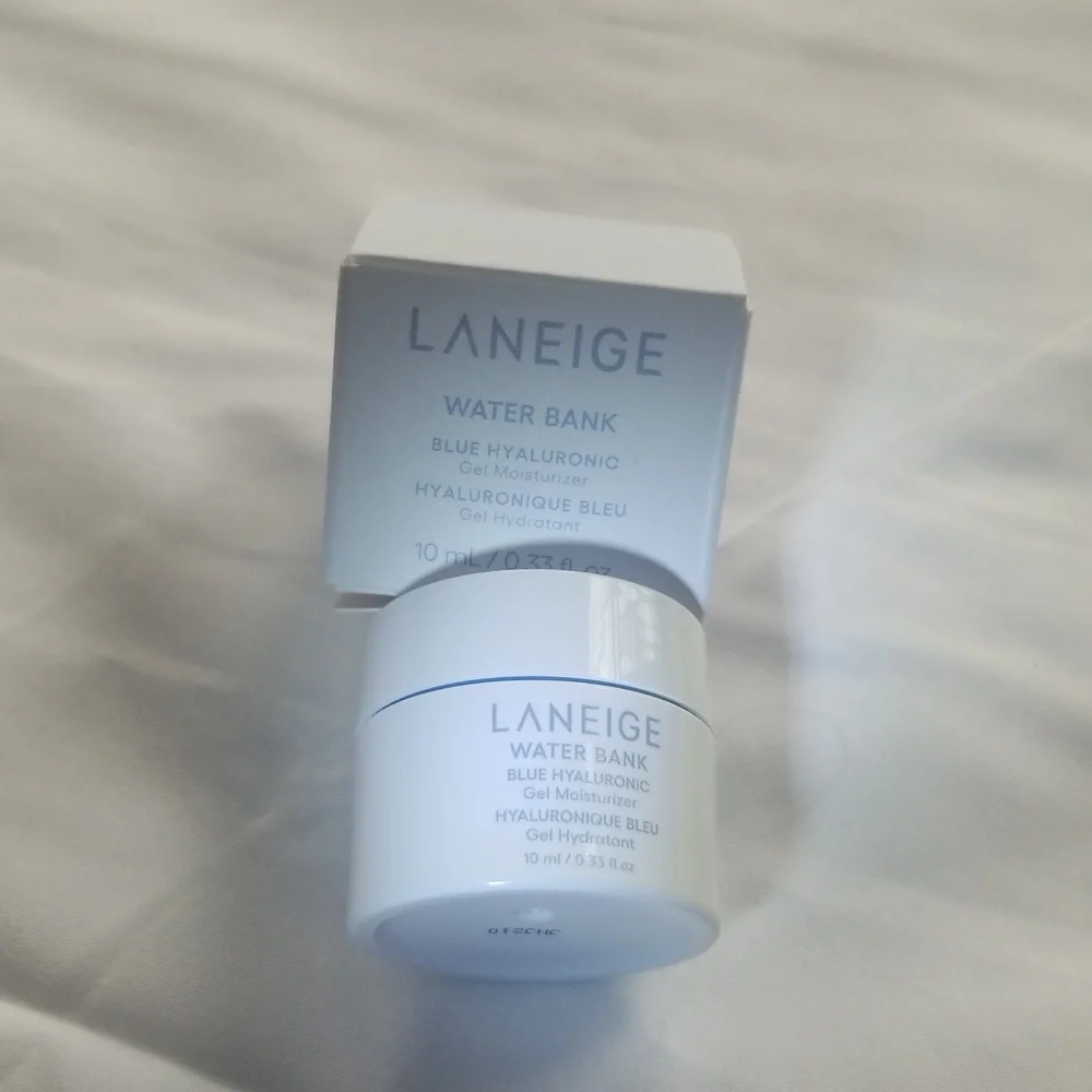 4/25 Bundle Item. Laneige Water Bank Gel